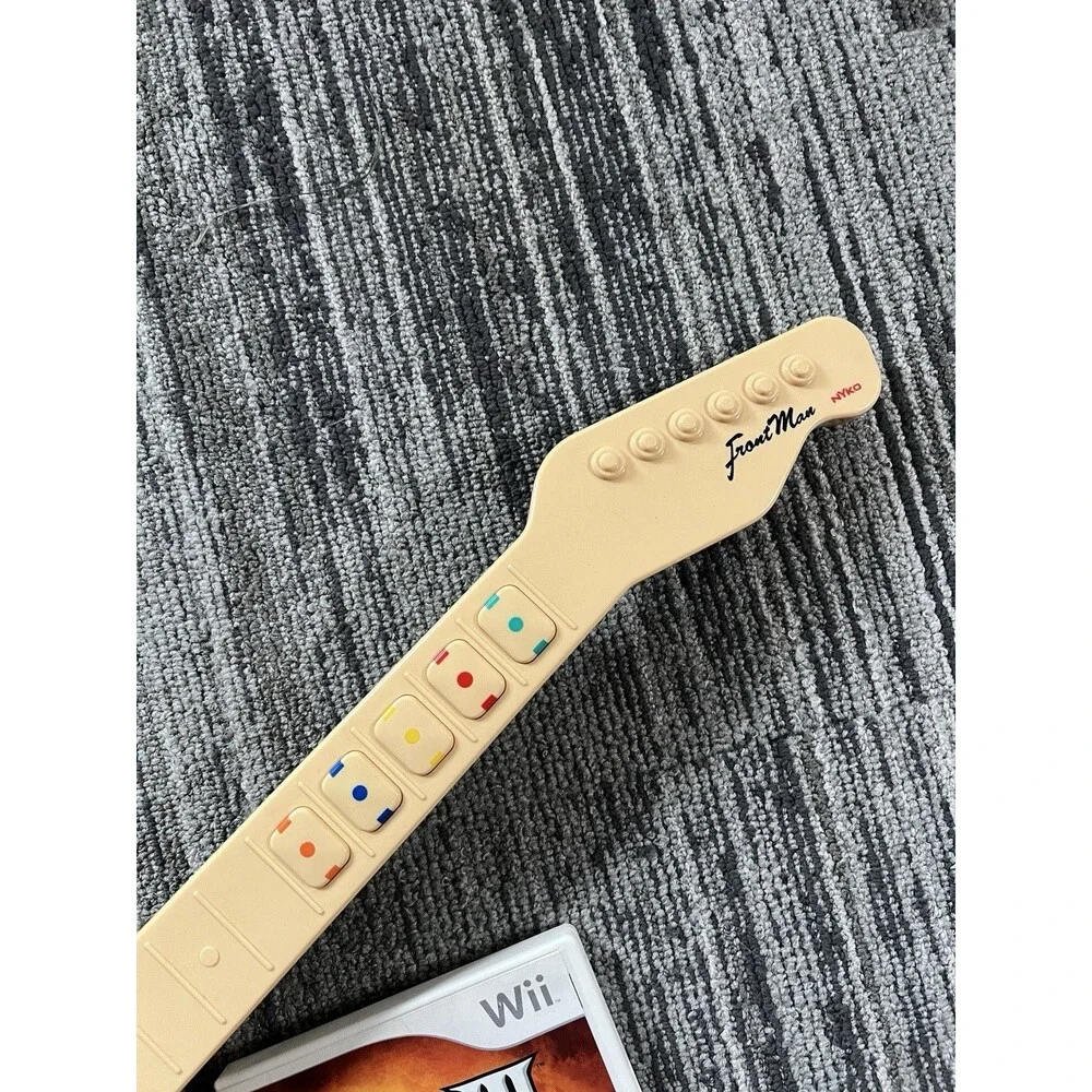 Guitar Hero Nyko Front Man Nintendo Wii Yellow Controller W/ GH World Tour Game